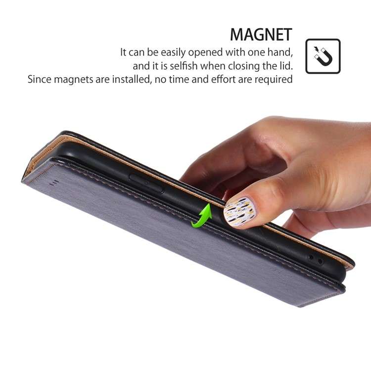 For iPhone 16 Pro Gloss Oil Solid Color Magnetic Leather Phone Case(Black)