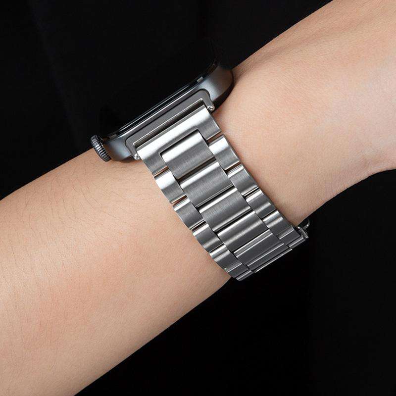 For Huawei Watch Fit 4 / 4 Pro / 3 Tri-beads Flat Buckle Titanium Alloy Watch Band(Silver)
