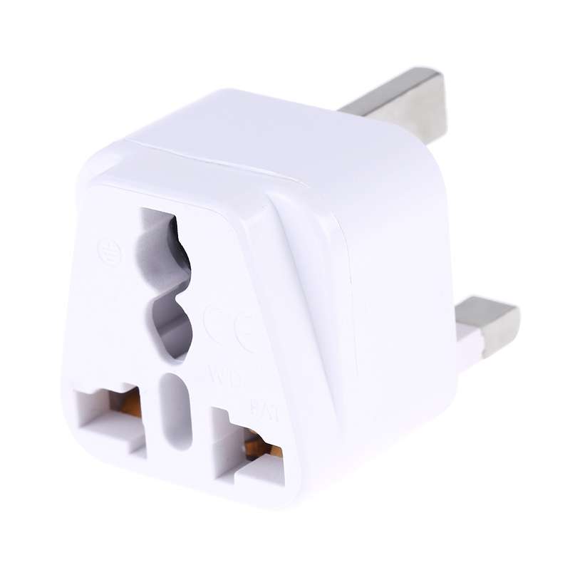 Portable Universal Socket to UK Plug Power Adapter Travel Charger (Black)