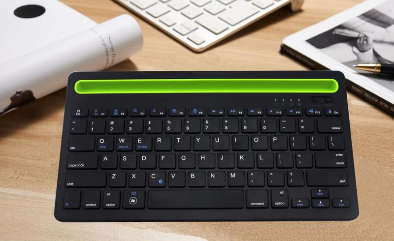 Bluetooth Wireless Keyboard with Touch Panel, Compatible with All Android & Windows 10 inch Tablets