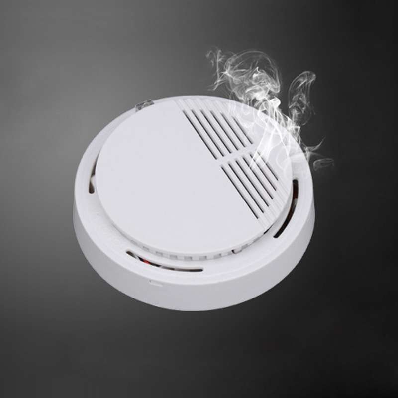 SS-168 First Alert Battery-Operated Fire Smoke Alarm Detector(White)