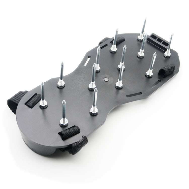 Garden Lawn Garden Tools Grass Ripper Spiked Shoes with 4 Plastic Buckles (Black)