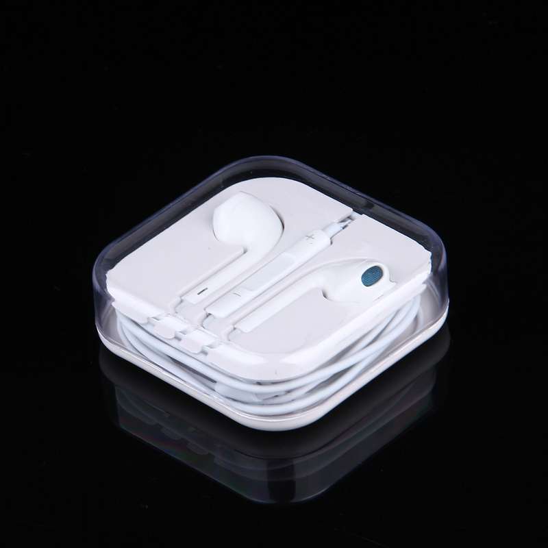 3.5mm Earphones with Wired Control and Mic for Android Phones / PC / MP3 Player / Laptops(White)