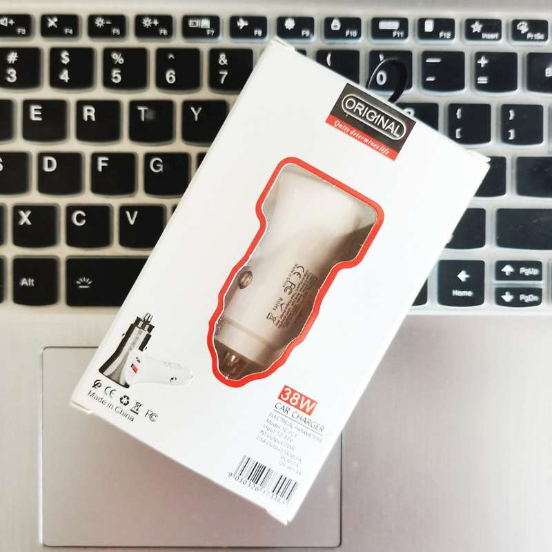 TE-P23 38W PD 20W USB-C / Type-C + QC3. 0 USB Triangle Car Charger + USB to USB-C / Type-C Data Cabl