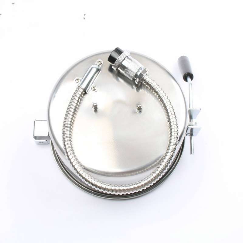 2 Pcs/Pack Solar Repeller Ranch Farm Wild Hawkeye Animal Repeller