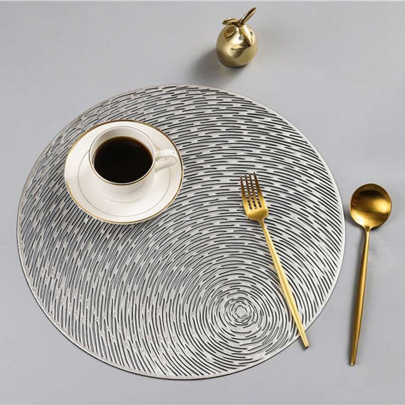2 PCS Fashion Round Hollow Placemats PVC Table Mats Coffee Cup Pad(Gold)