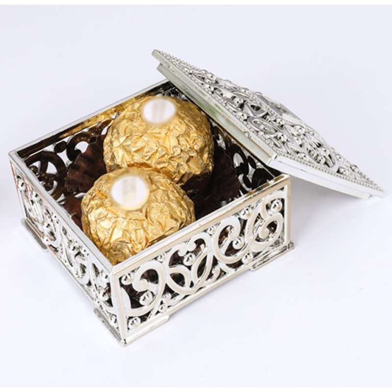 12 PCS Mini Candy Box Openwork Pattern Square Gift Box, Size:6x6x3.2cm(Glod)