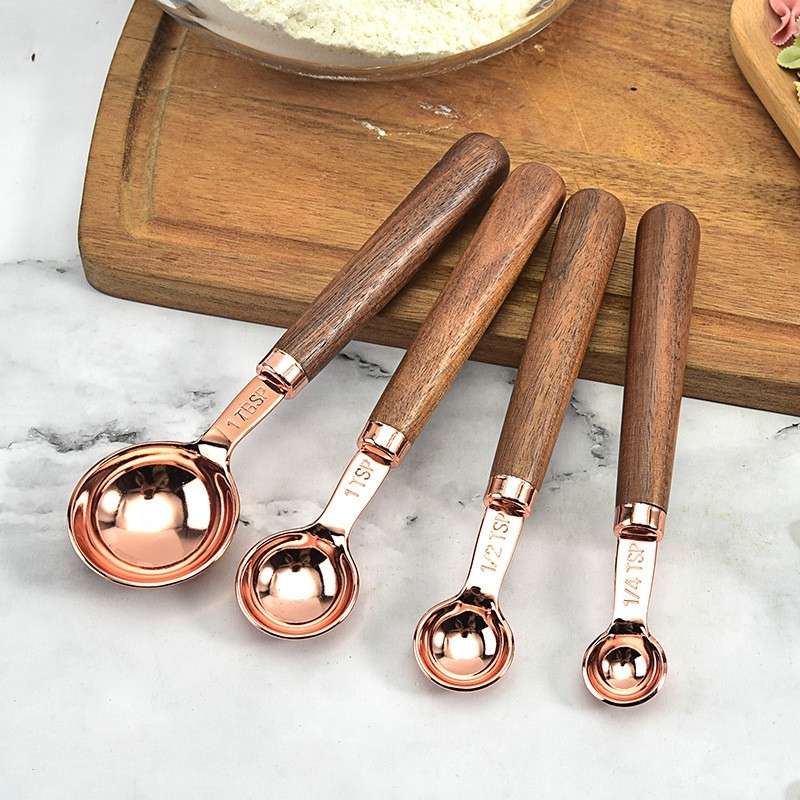 4 PCS / Set Measuring Spoon Walnut Handle Copper-Plated Kitchen Baking Tools Bartender Scale Measuri