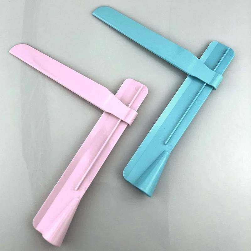 Adjustable DIY Cake Scraper Smoother Fondant Spatulas Cake Edge Smoother Cream(Pink)