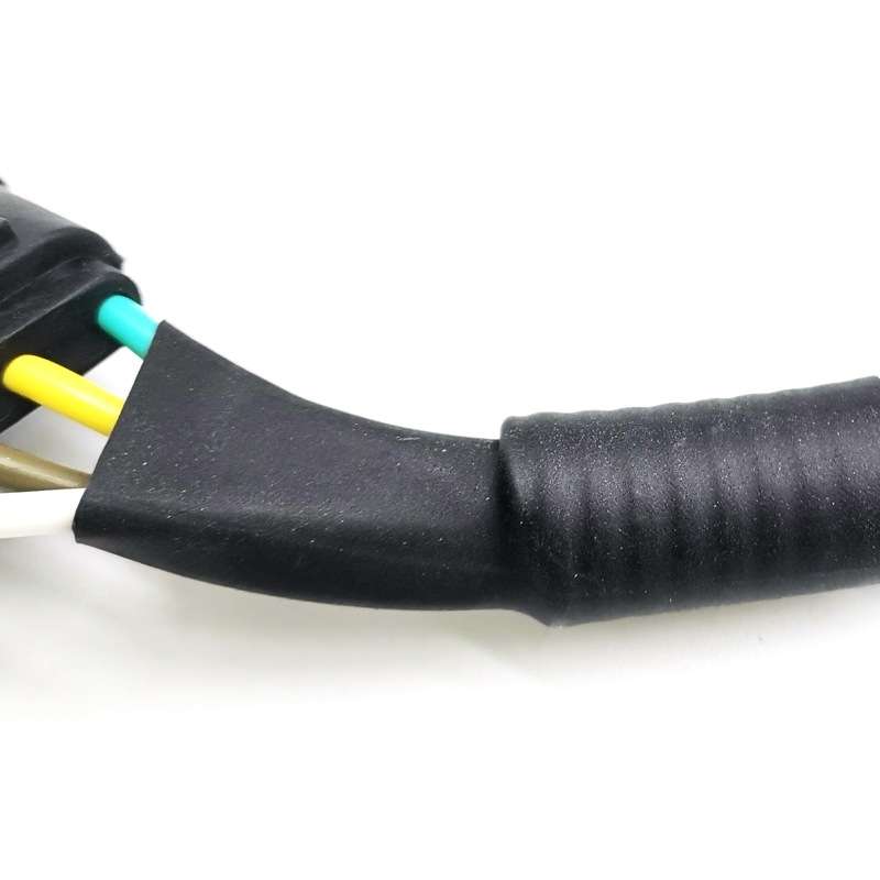 VS170U-L 4P Flat Plug To Turn 7P Trailer Socket Universal Car Power Socket Adapter US Plug