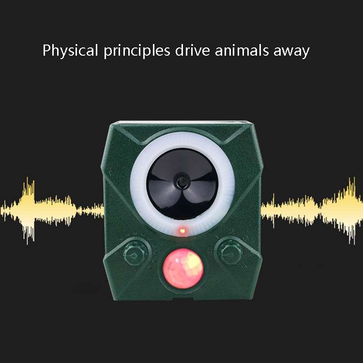 Electronic Rodent Repeller Ultrasonic Outdoor Animal Repeller(Green)