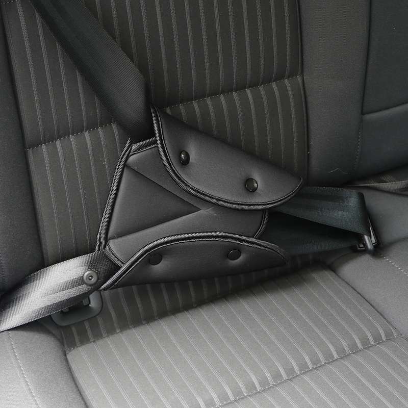 Car Seat Safety Belt Cover Sturdy Adjustable Triangle Safety Seat Belt Pad Clips Child Protection(Bl