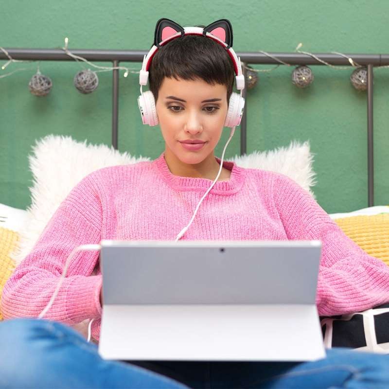T6 Cute Cat Ear Decoration for Headphones(Black)