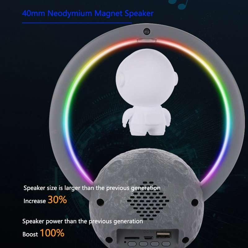 Y-598 Suspended Astronaut Bluetooth Speaker RGB Light Subwoofer Ornament,Spec: 598A Golden