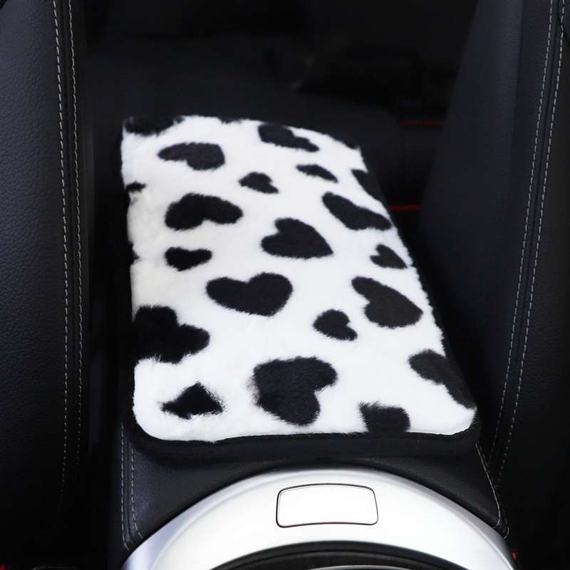 Plush Heart Pattern Car Center Console Cover Mat 32x19cm(Black)