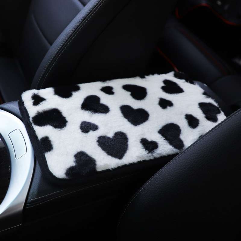 Plush Heart Pattern Car Center Console Cover Mat 32x19cm(Black)