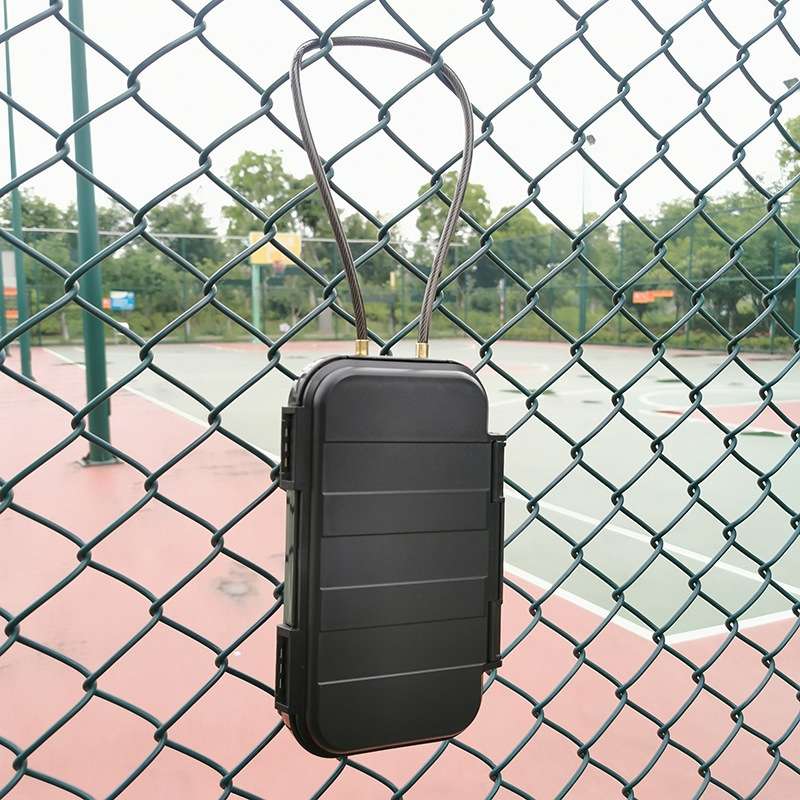 Outdoor Waterproof Beach Password Box Swimming Pool Cell Phone Keys Safe Deposit Box(Black)