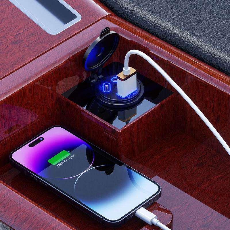 Kewig P22A 12-24V Vehicle Motorcycle Boat Modified Dual PD+QC3.0 3-Port Car Charger With Switch, Sty