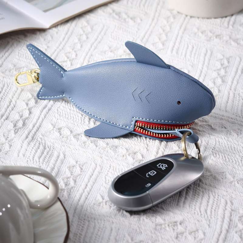 Hallmo Universal Shark-Shaped Key Protective Cover Multifunctional Car Key Storage Bag, Color: Light