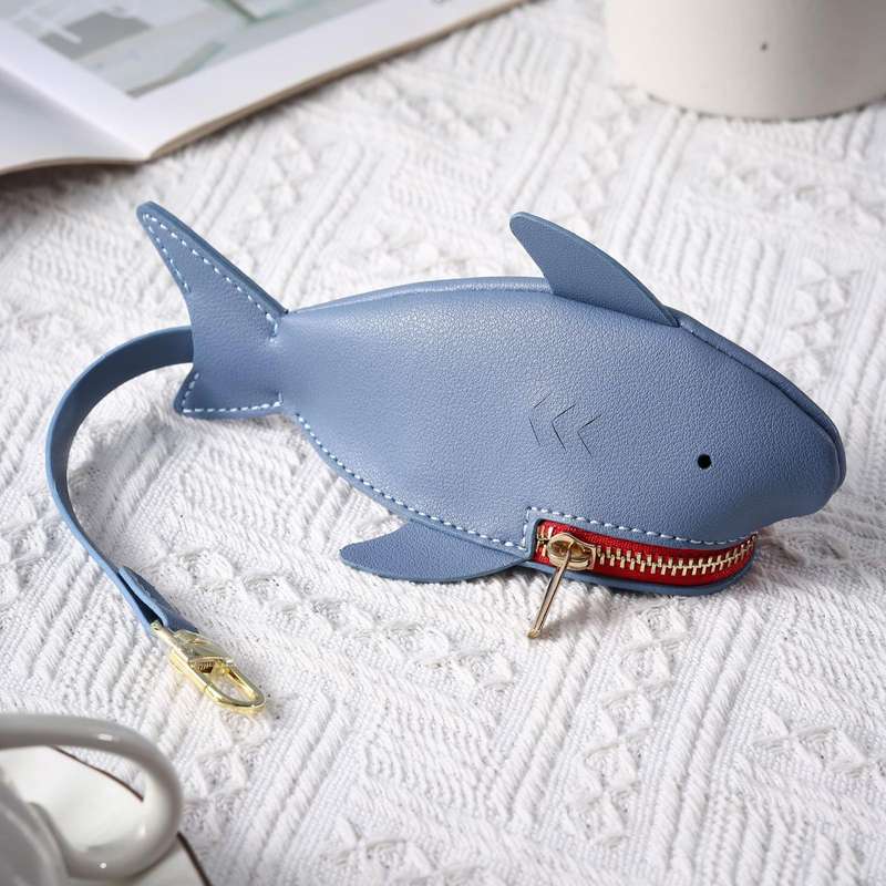 Hallmo Universal Shark-Shaped Key Protective Cover Multifunctional Car Key Storage Bag, Color: Light