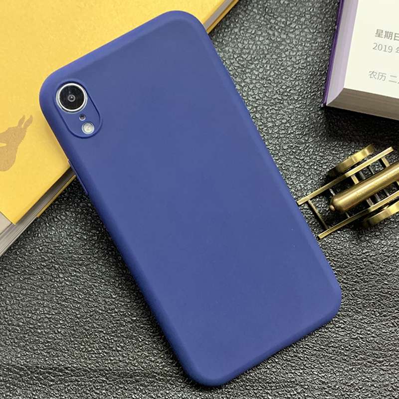 For iPhone XR Shockproof Frosted TPU Protective Case(Black)