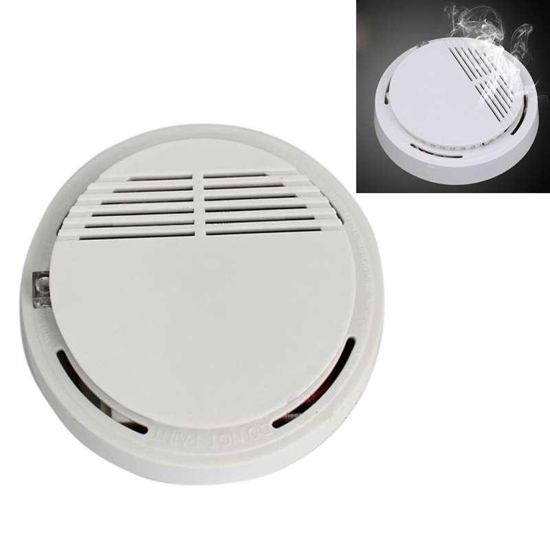 SS-168 First Alert Battery-Operated Fire Smoke Alarm Detector(White)
