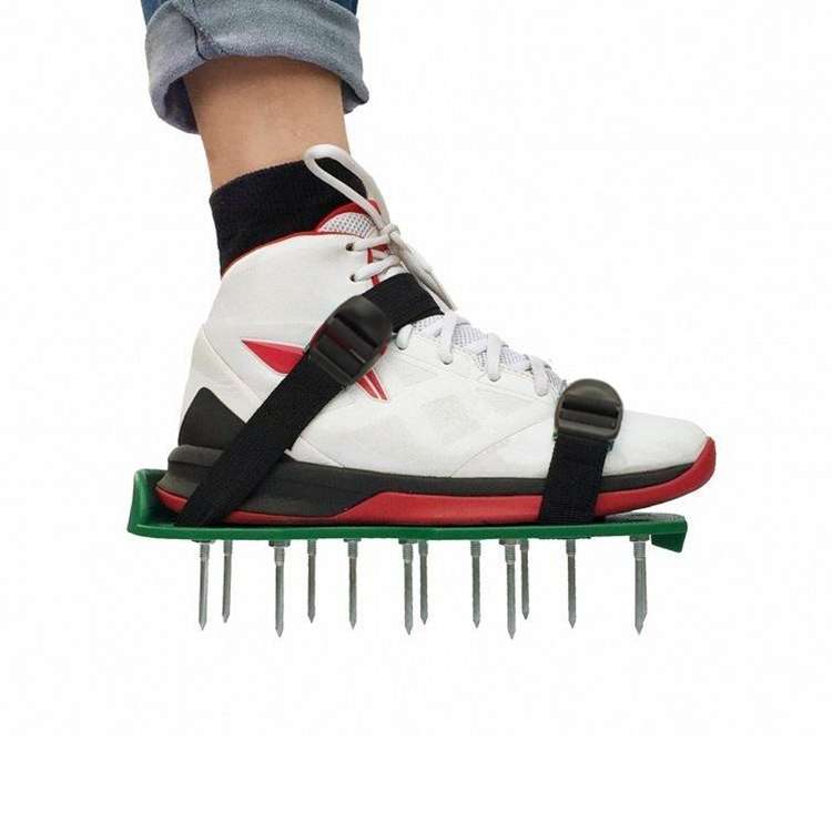 Garden Lawn Garden Tools Grass Ripper Spiked Shoes with 4 Plastic Buckles (Black)