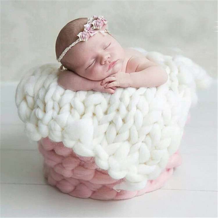 50x50cm Soft Newborn Photography Prop Chunky Knit Blanket for 100 Days Milestone(White)