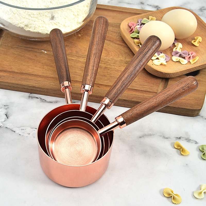 4 PCS / Set Measuring Cup Walnut Handle Copper-Plated Kitchen Baking Tools Bartender Scale Measuring