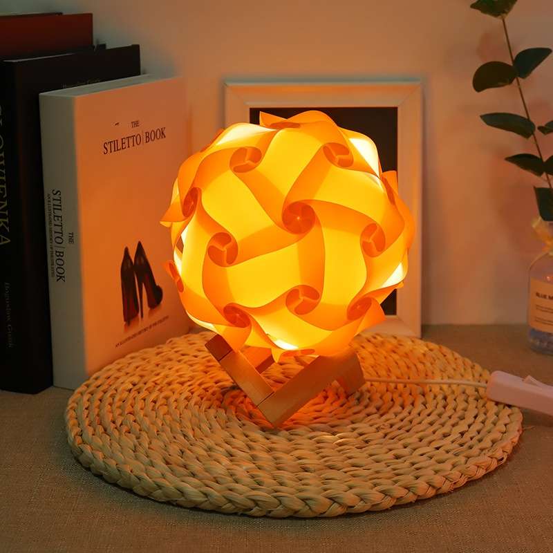 Creative Bedroom Bedside Night Light USB Round Romantic Room Decoration Lamp with Wood Base, Style: