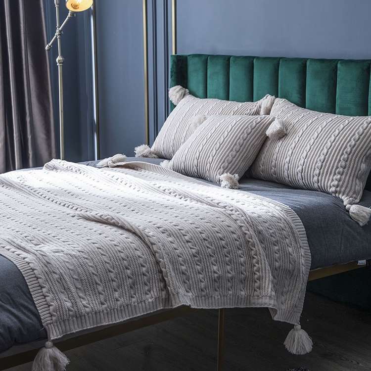 Knitted Blanket Home Casual Shawl Pillowcase Suit Without Core(Agate green)