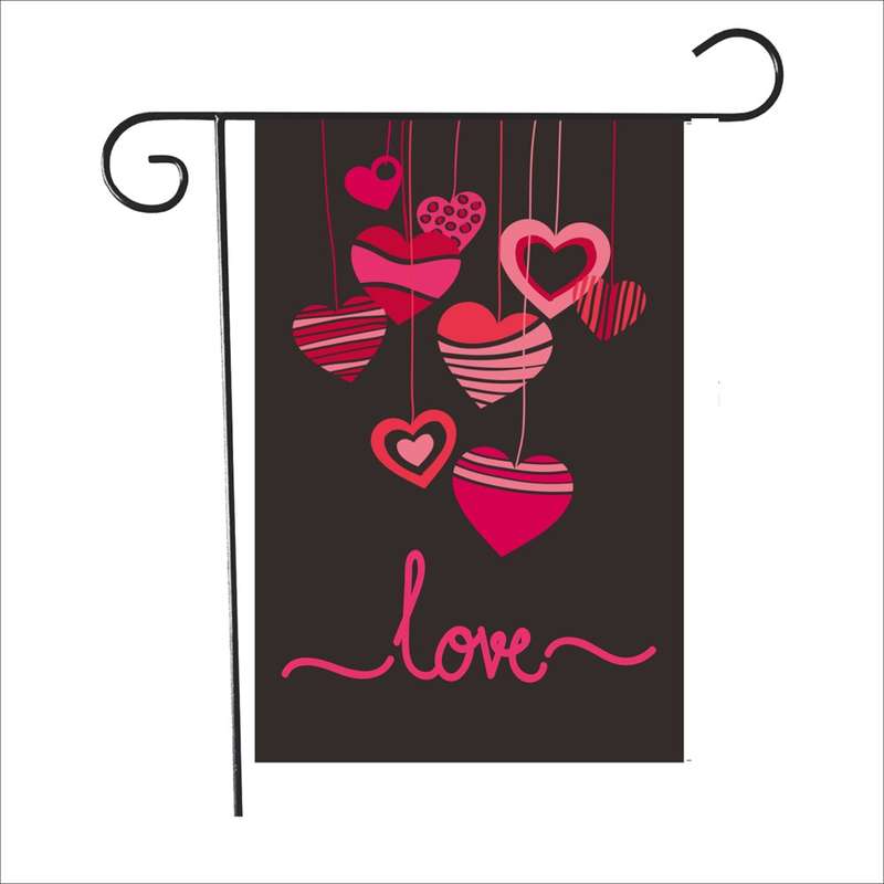2 PCS Valentine Day Garden Flag Festive Atmosphere Garden Banner(QR038)