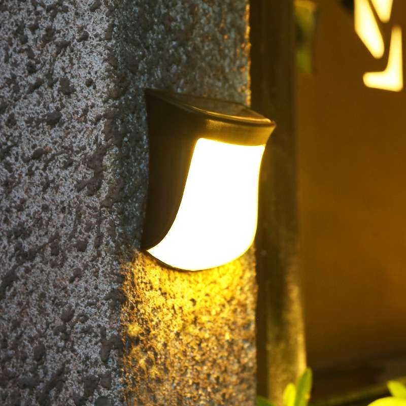 Solar Doll Wall Light Outdoor Garden Fence Decoration Waterproof Solar Light(White Light)