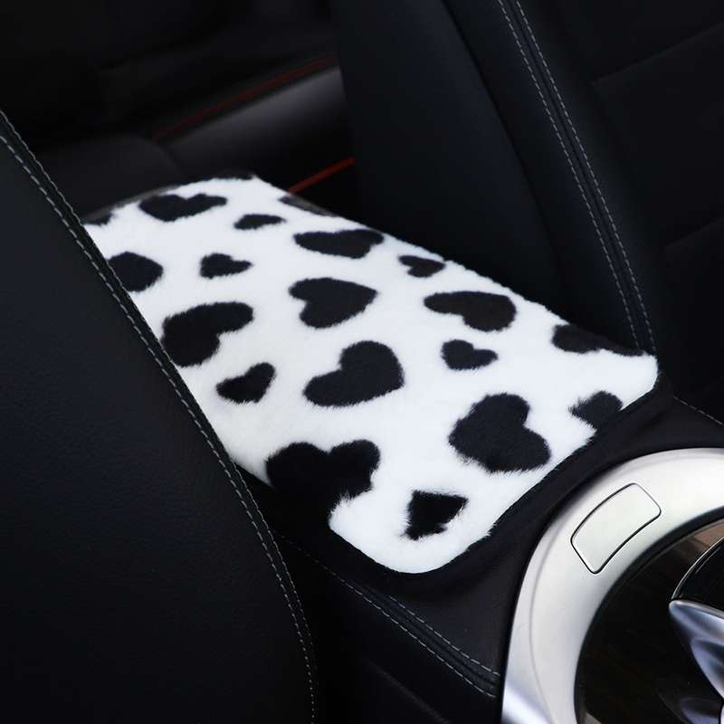 Plush Heart Pattern Car Center Console Cover Mat 32x19cm(Black)
