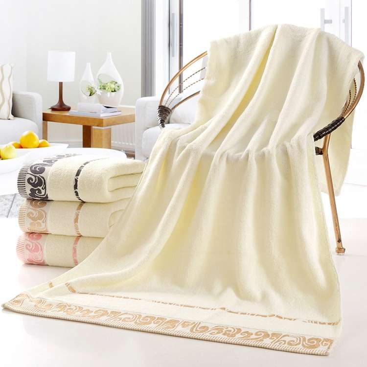 Cotton Hotel Xiangyun Bath Towel(Pink Edge)