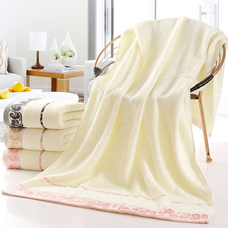 Cotton Hotel Xiangyun Bath Towel(Pink Edge)