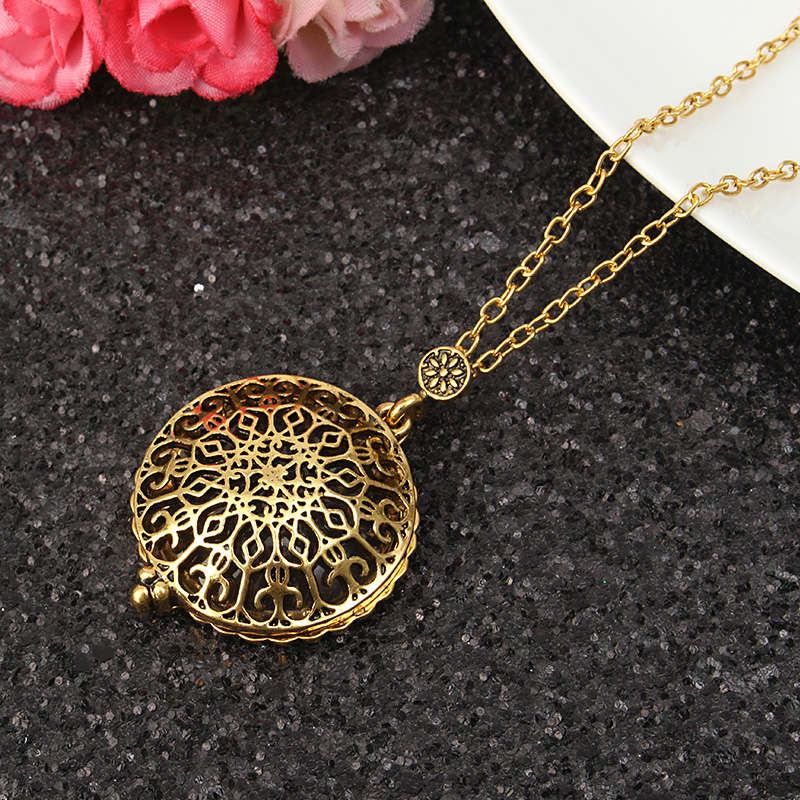 Tree Life Hollow Vintage Retro Magnifier Pendant Glass Necklace Chain