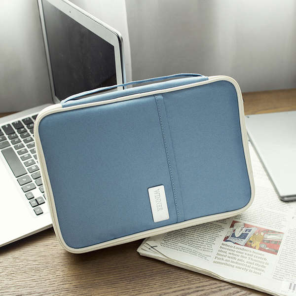 Large Capacity Men Women Travel Passport Holder Organizer Cover ID Card Bag Passport Wallet