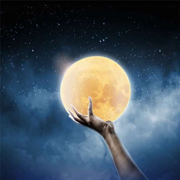 13CM 3D Moon Lamp USB LED Color Changing Night Light Table Desk Lamp