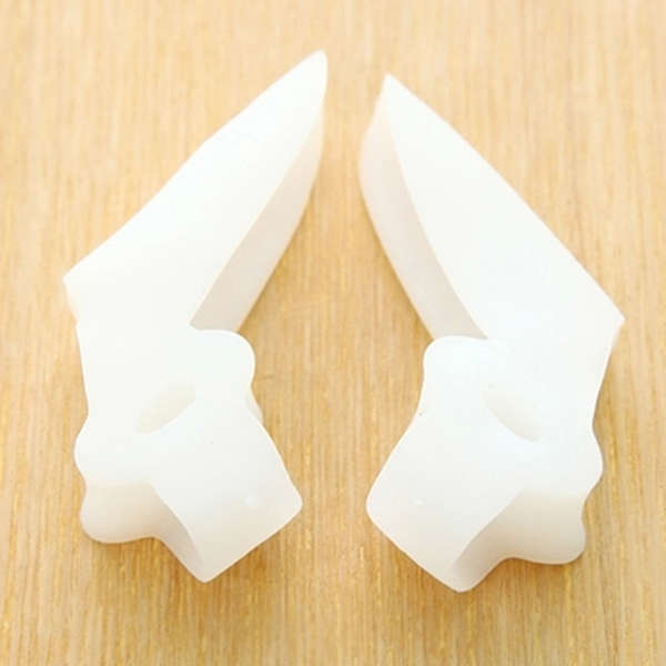 2Pcs Soft Silicone Gel Toe Separators Straightener Corrector Bunion Protector