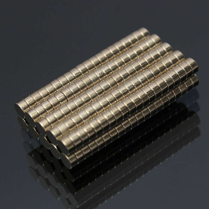 200pcs N35 3 x 1.5mm Round Neodymium Magnets Strong Rare Earth Magnets