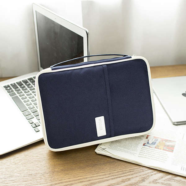 Large Capacity Men Women Travel Passport Holder Organizer Cover ID Card Bag Passport Wallet