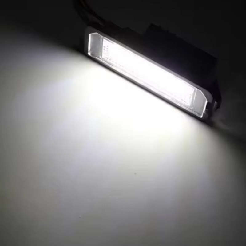 2PCS 12V LED License Plate Lights White Light 1K8943021 3D0943021A 3C5943021 1J6943021B for Volkswag