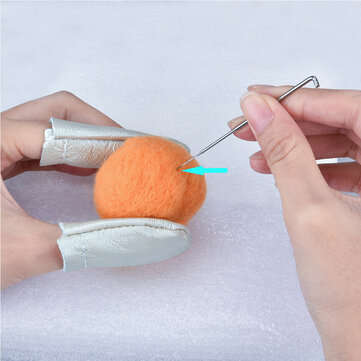 24 Color DIY Wool Felt Kit Needles Tool Set Handmade Needle Felting Mat Starter Fabric Sewing Kit fo