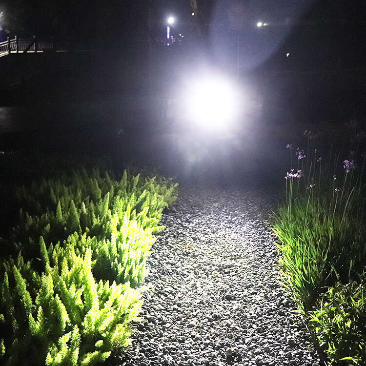 SEEKNITE V7 1100 Lumens EDC LED Keychain Flashlight Mini Strong Light Keychain Light Outdoor Recharg