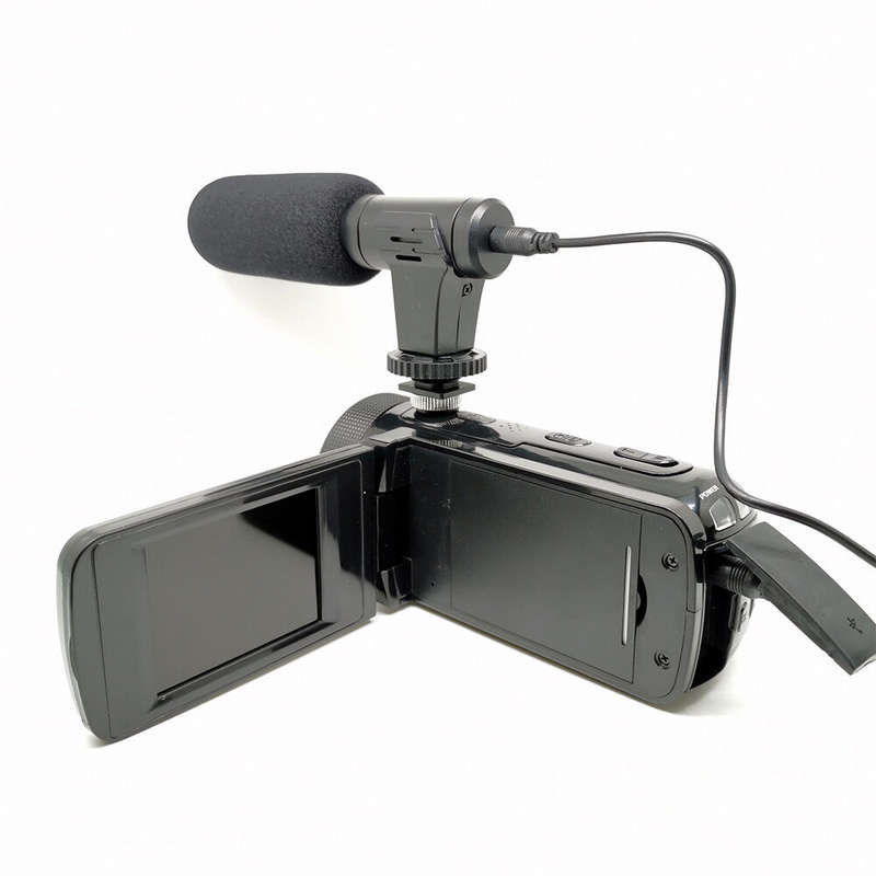 D100 1080P HD Digital Camera 16 Million Pixel Handheld DV Camcorder with Microphone Wide-angle Lens
