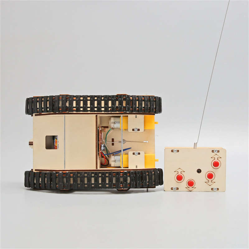 Wooden Remote Control Tank Model Assembly Kit DIY Children's Science Experiment Education Puzzle Toy