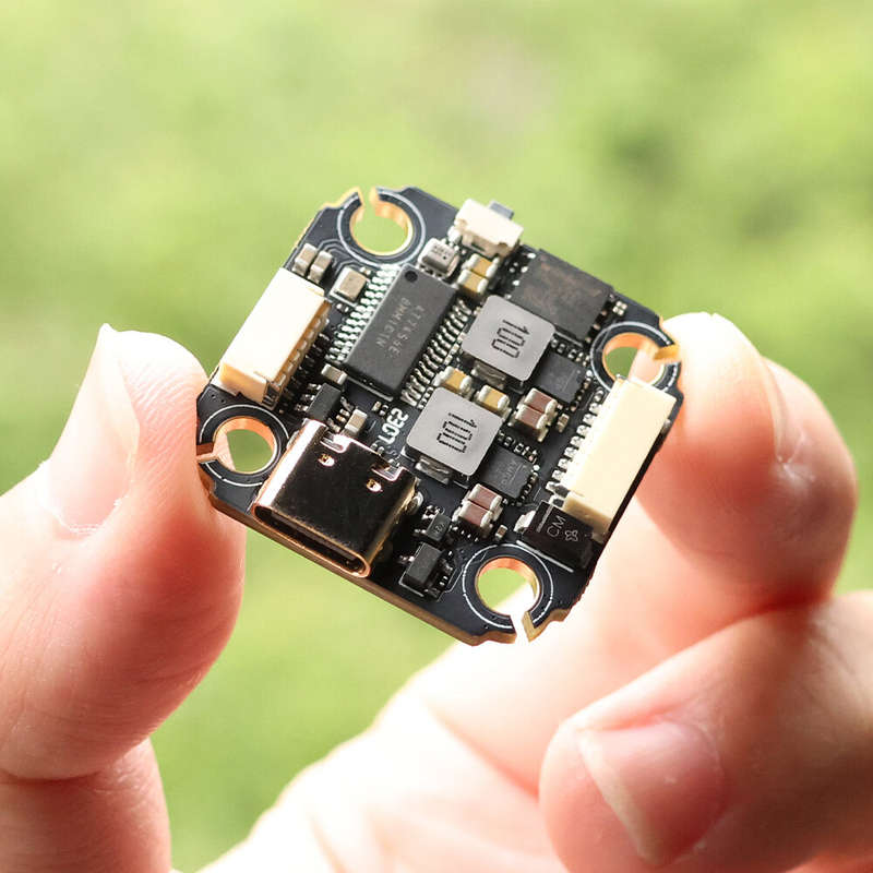 20x20mm HAKRC F4520V2 Mini F4 Flight Controller with 5V 10V BEC Output Built-in Current Sensor for R