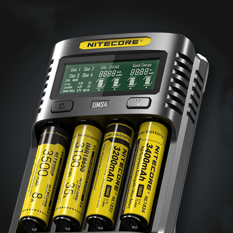 NITECORE UMS4 USB Battery Charger LCD Screen Smart Charging For 26650 18650 21700 UMS2 16340 18350
