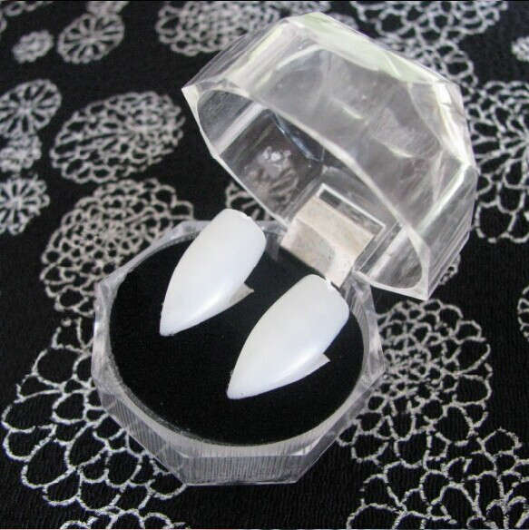 2PCS Small Size Halloween Decoration Vampire Tooth Horror False Teeth